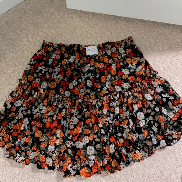 MISA skirt size small, perfect condition - Picture 1 of 2